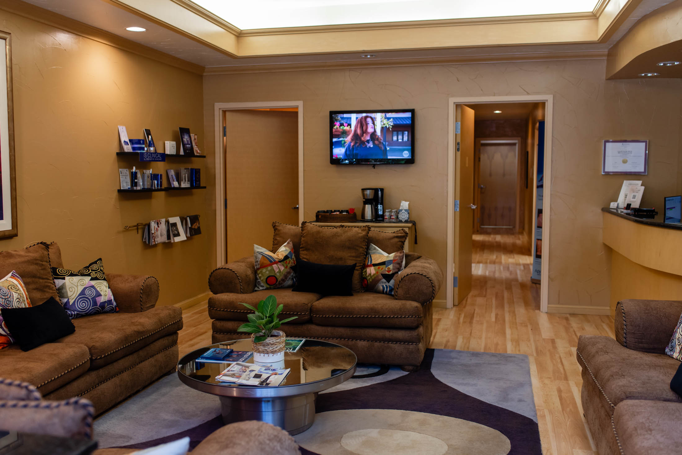 Cozy waiting room with comfortable seating.